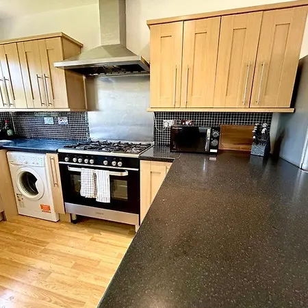 Lovely Double Near Southmead Hospital