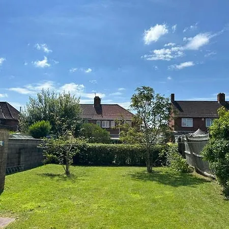 Lovely Double Near Southmead Hospital 홈스테이